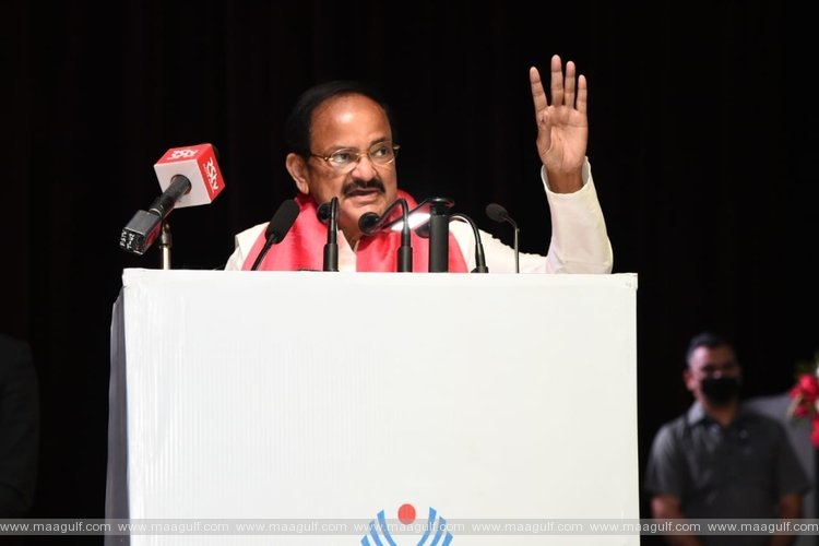 జమ్మూకాశ్మీర్ సమగ్రాభివృద్ధికి కట్టుబడి ఉన్నాం: ఉపరాష్ట్రపతి